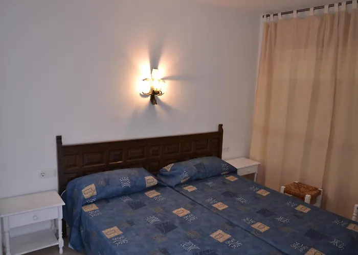 Reformado Con Piscina Cerca De La Playa Y Centro De L'estartit, Ideal Familias - Es-323-58